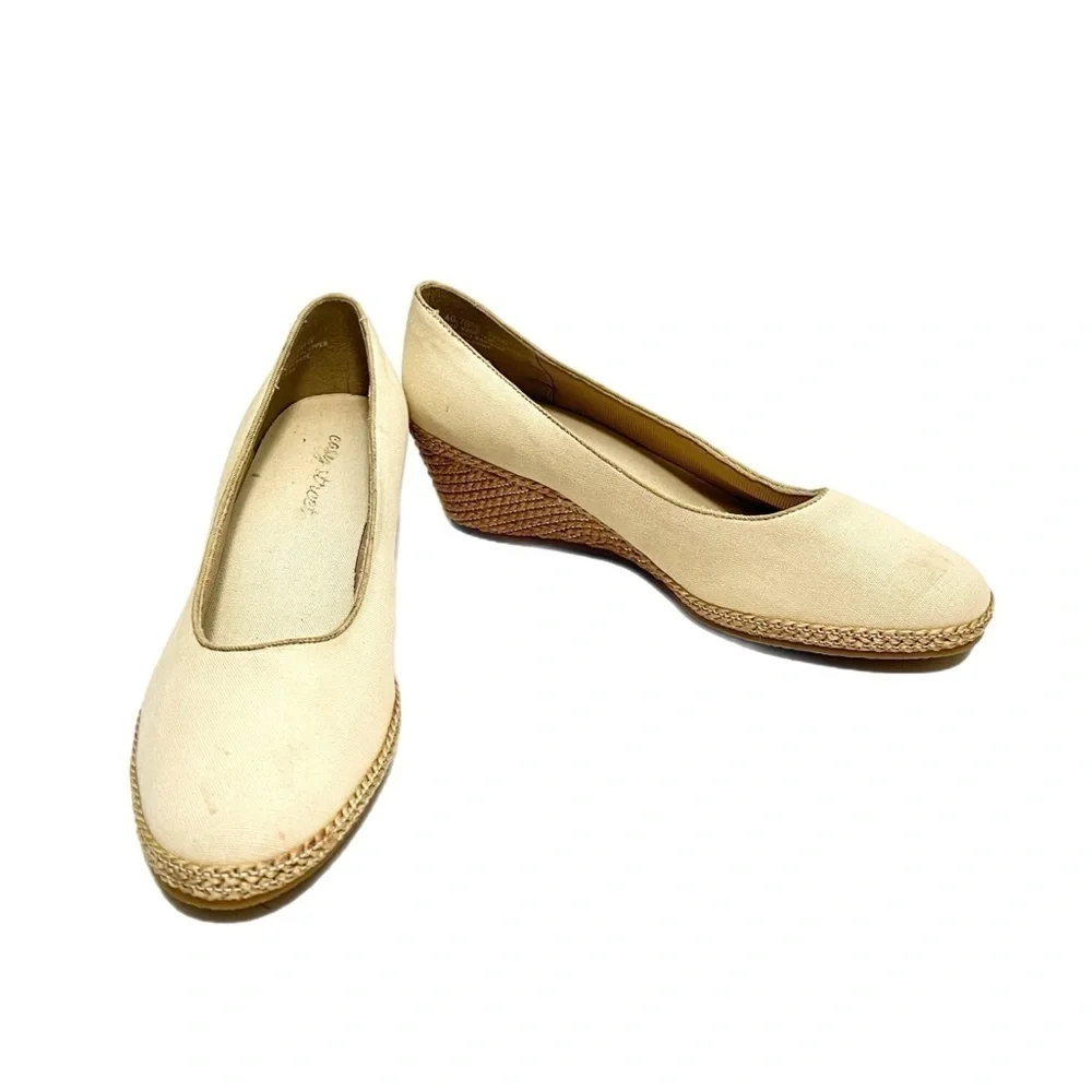 Vintage 1980s beige canvas fabric slip on wedge heel espadrilles